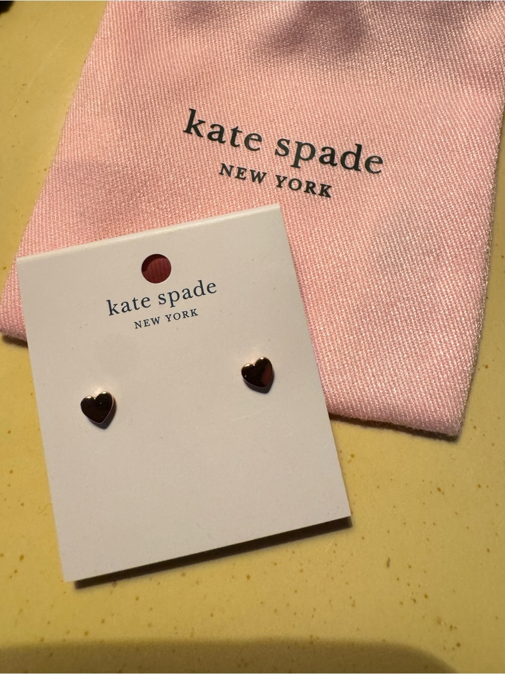 kate spade Heart Stud Earrings for Kids - Pink Pouch, Gold Hearts